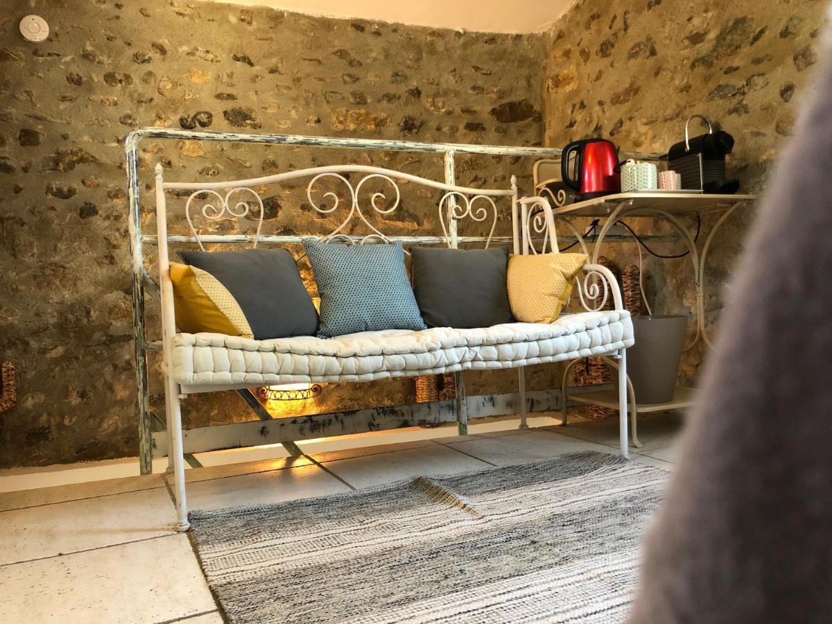 Chambre D'Hotes Lou Pataclet Charols Eksteriør bilde